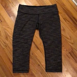 Lululemon Wunderunder Crop Black/Gray Space Dye